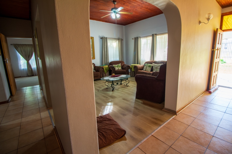 5 Bedroom Property for Sale in Middelpos Northern Cape